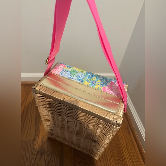NWOT Lilly Pulitzer Wicker Wine Basket - Picture 4 of 6